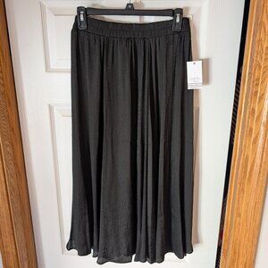 Ophelia Roe Women’s Medium Black Flowy Leopard Midi Skirt with Elastic Waist NWT